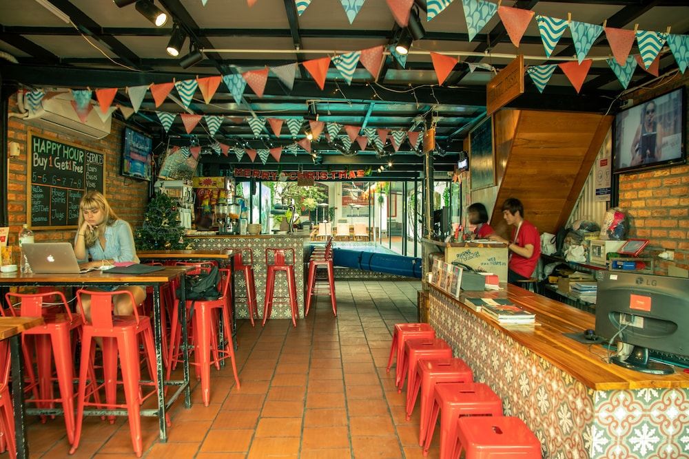 undefined 7Fridays Westlake Hostel 8