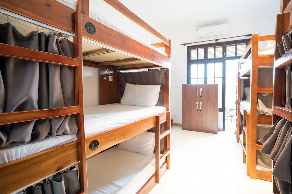 undefined 7Fridays Westlake Hostel 2