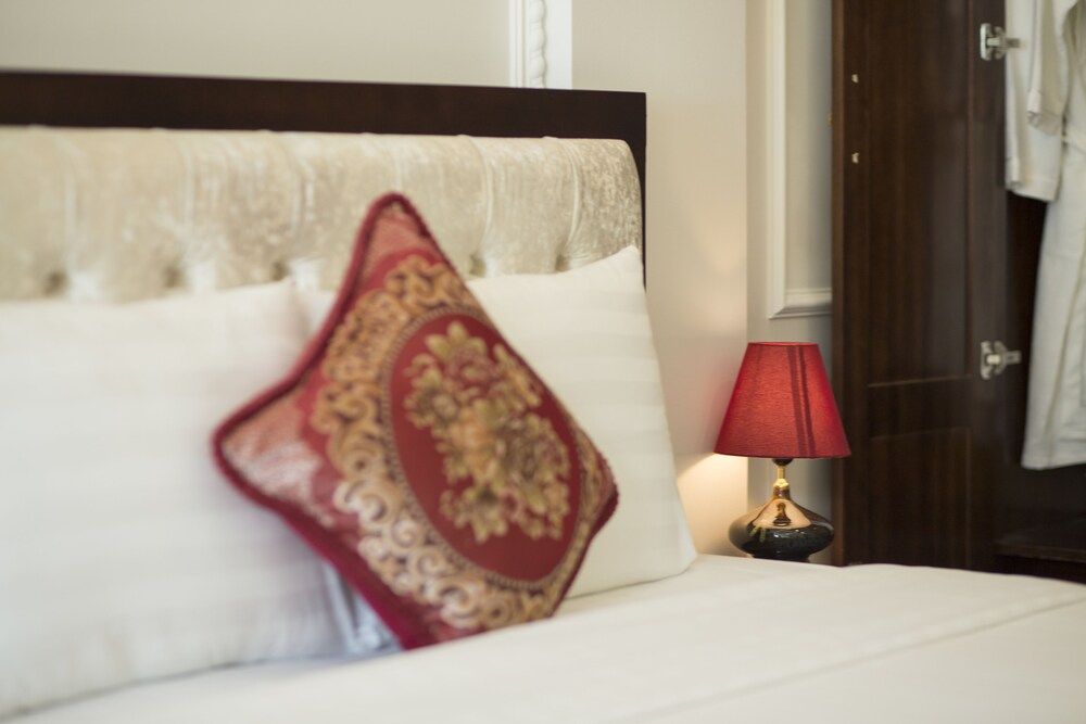 Golden Sail Hotel Family Room 5