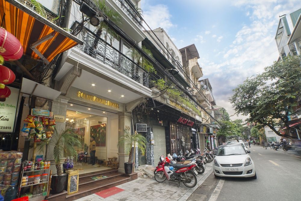 undefined Golden Sail Hotel 4