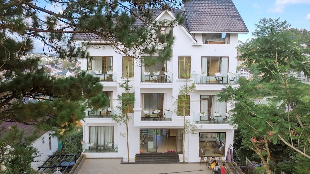 undefined Dalat Home 6