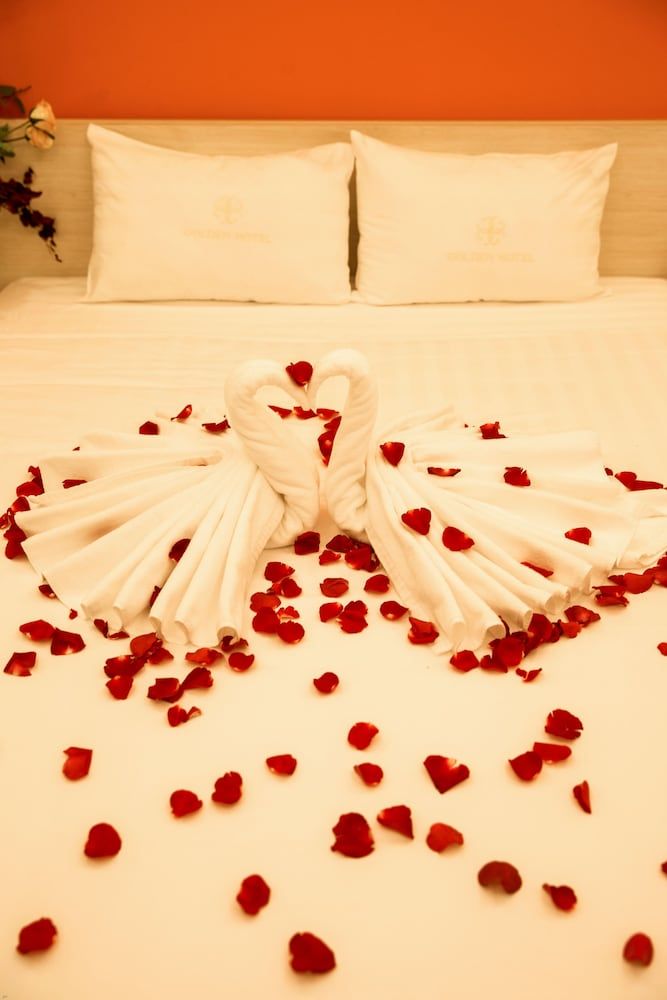 undefined Golden hotel 10