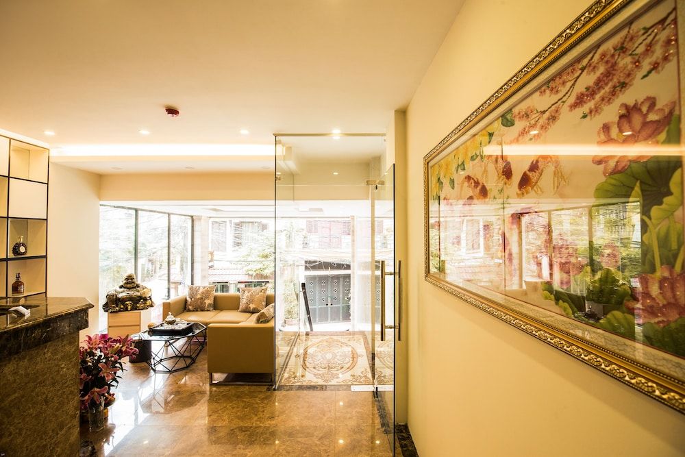 undefined Golden hotel