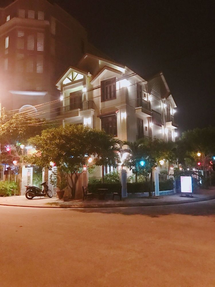 undefined Lantern Villa 7