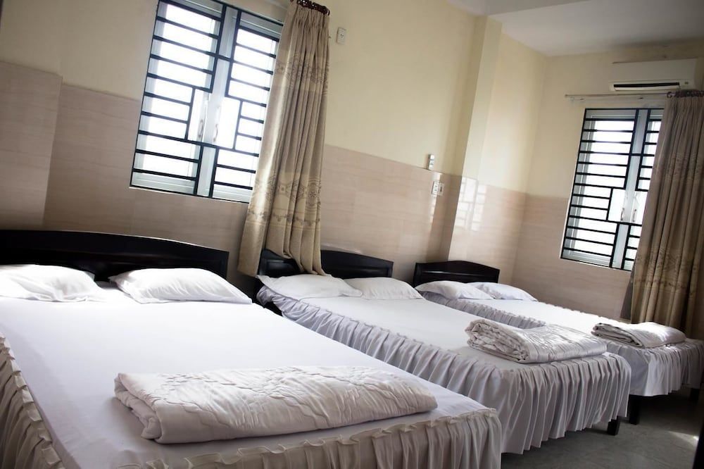 undefined Hung Binh hotel 10