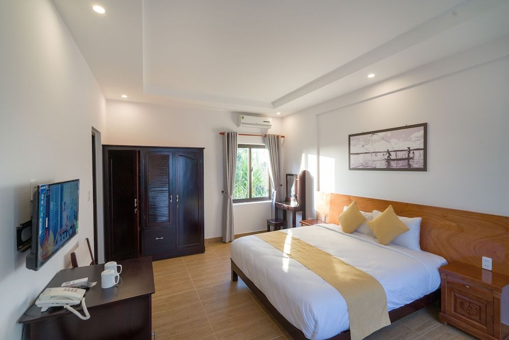undefined Hoi An Laughter Garden Villas 2
