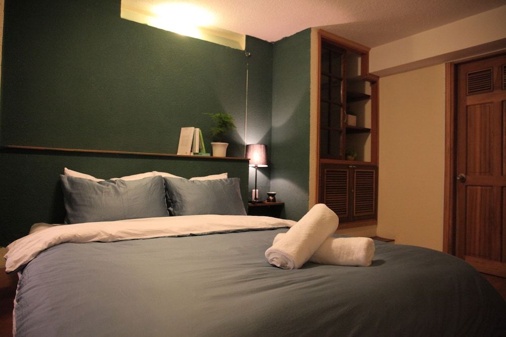 Vi-la Homestay Café Apartment, Multiple Beds, Smoking