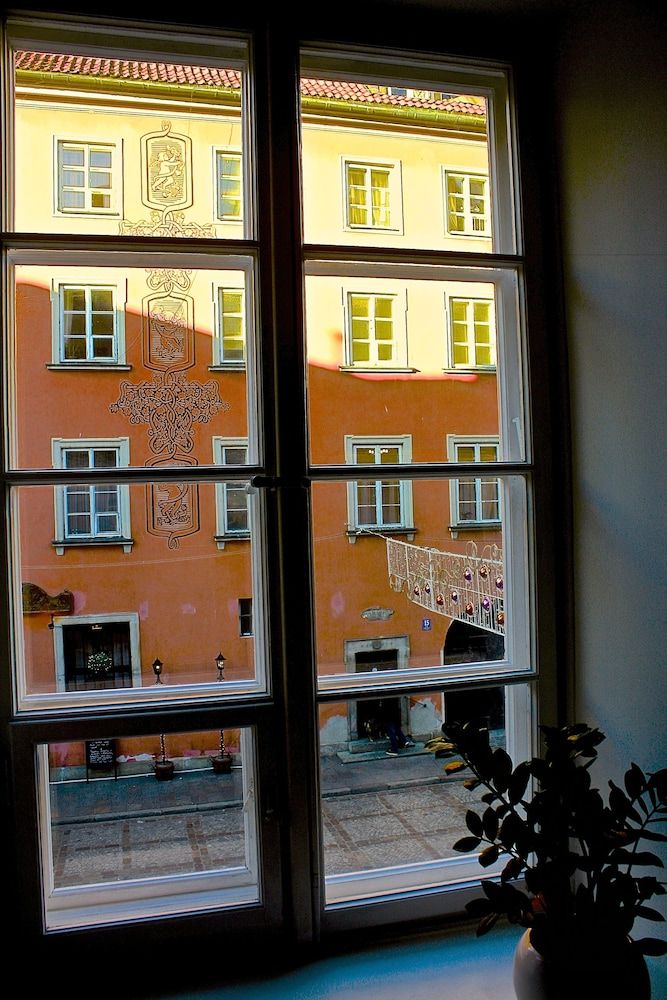 undefined Old Town Snug 8