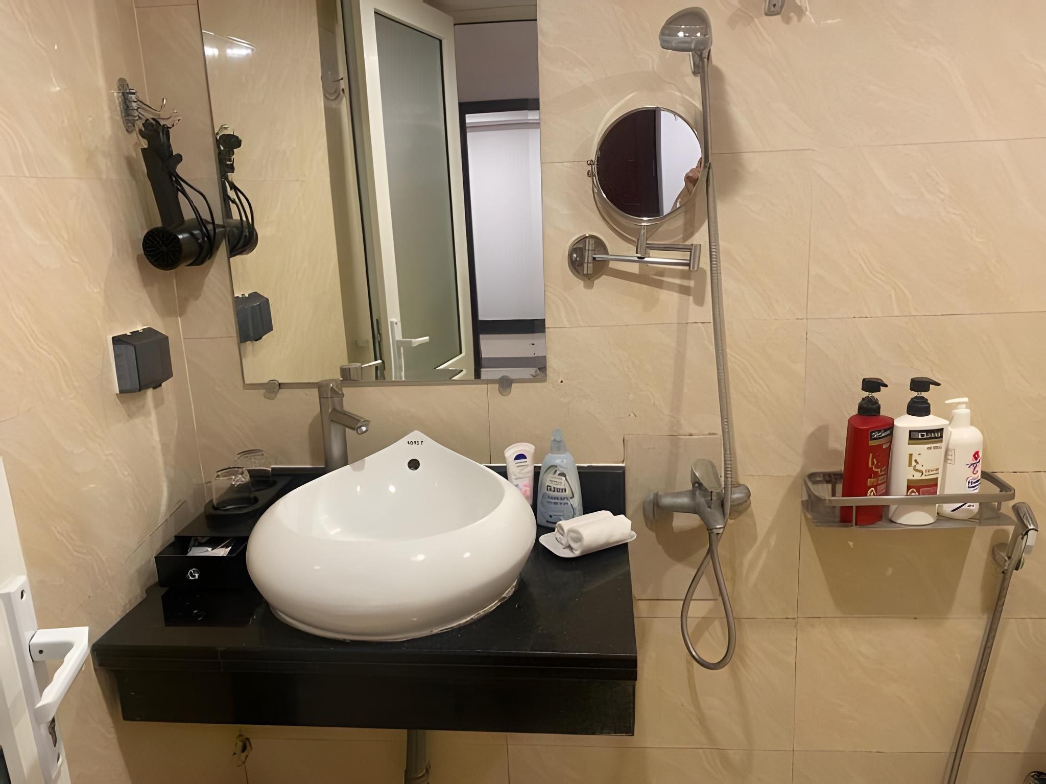 0832a3f79ef5a8913edf97603a7e4e56_MHtRQn