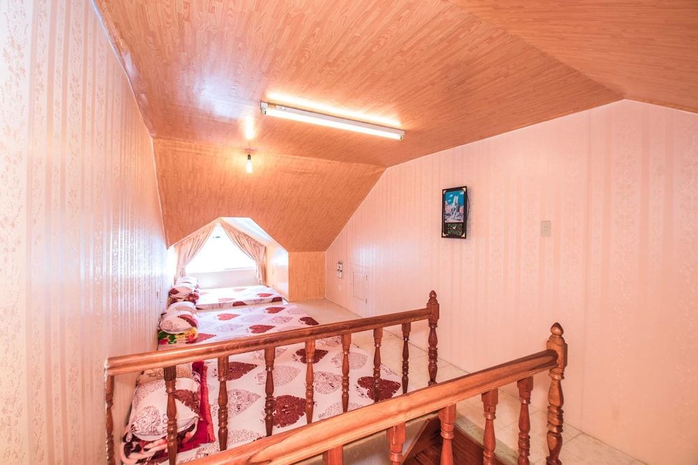 An Nhien Villa Standard Quadruple Room 2