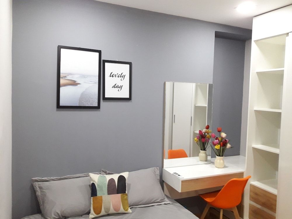 undefined Joly House 3