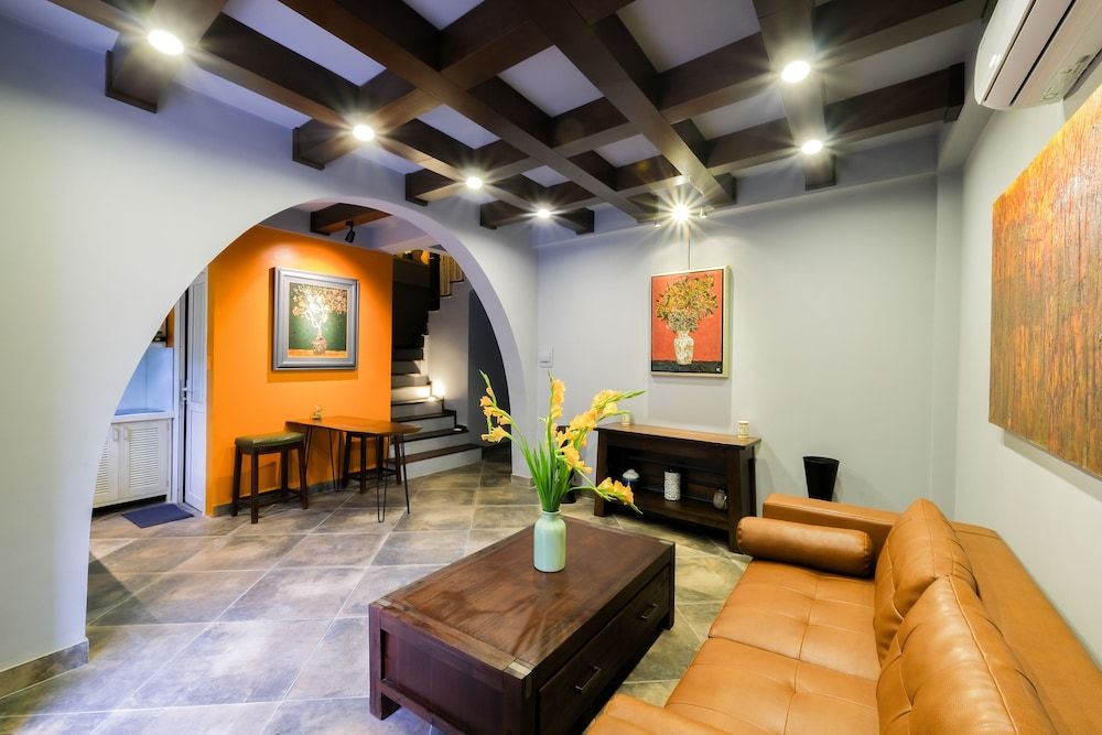 undefined Le Petit Hanoi