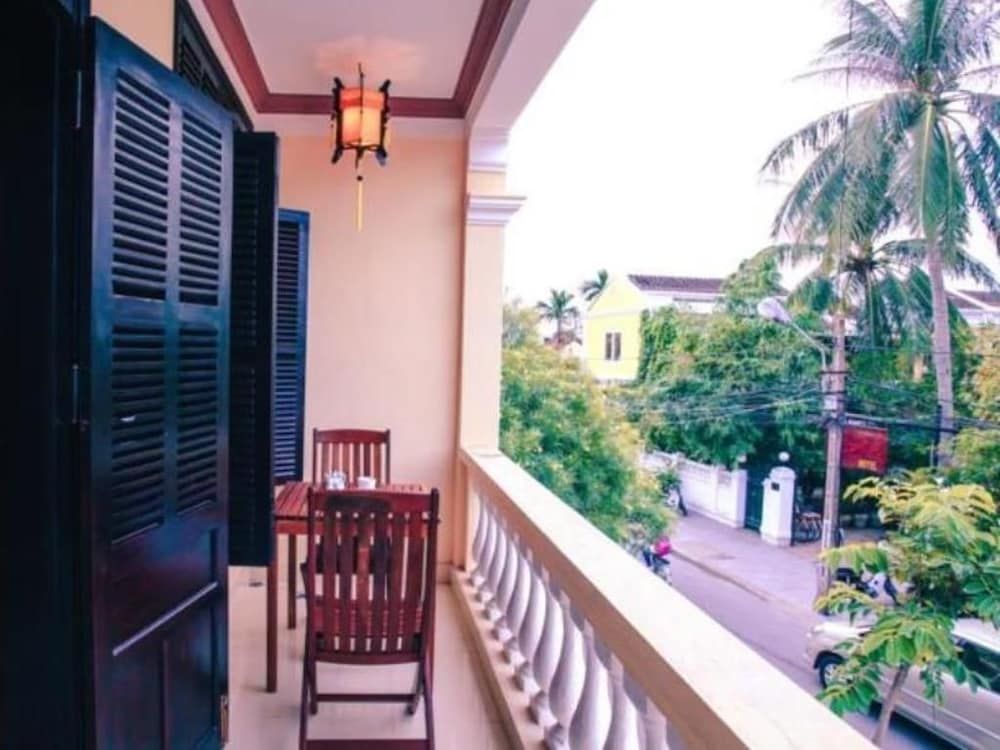 Harmony Homestay Deluxe Room, Balcony 18