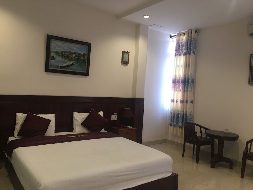 undefined Tram Huong 2