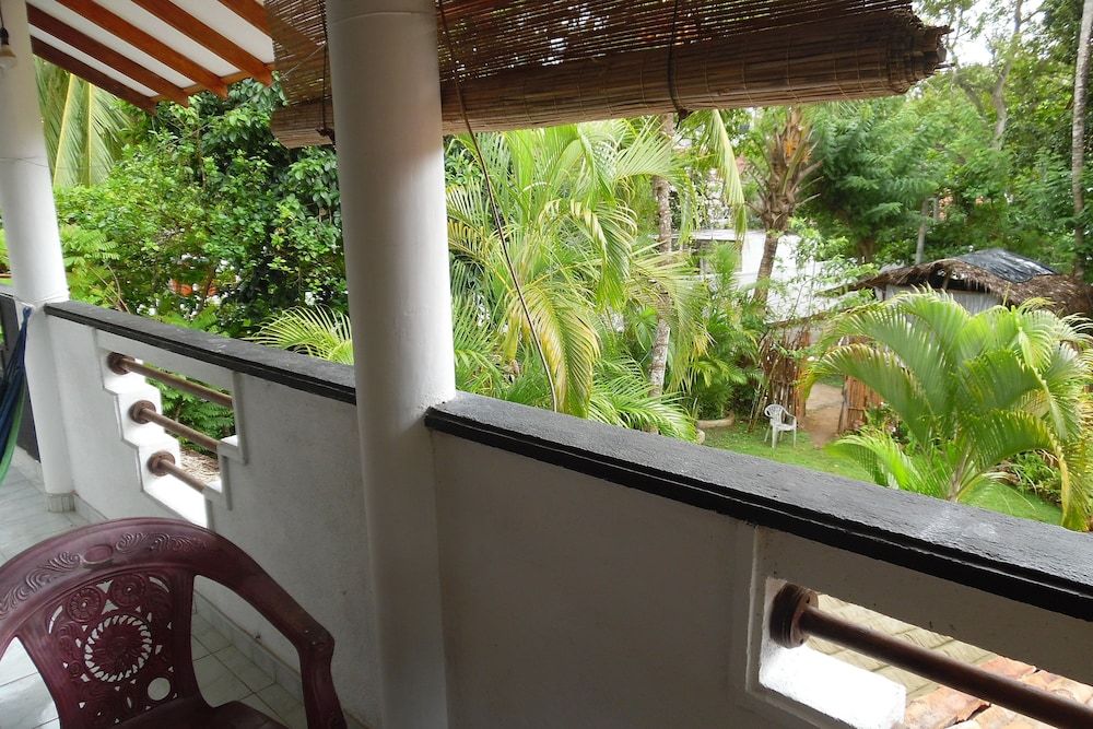 Talalla BnB Standard Double Room, 1 Queen Bed, Garden View 12