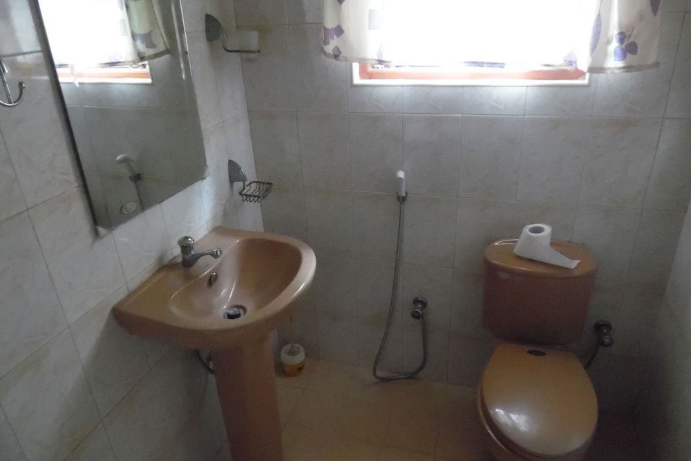 Talalla BnB Standard Double Room, 1 Queen Bed, Garden View 10