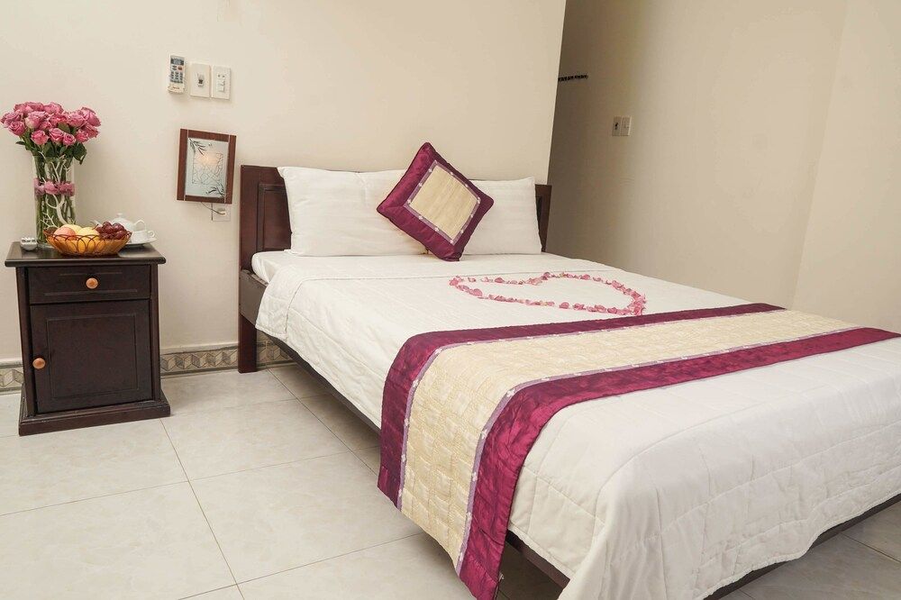 undefined Gina Hotel 5