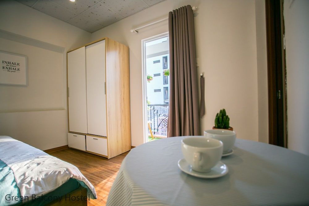 undefined Green Balcony Hostel & Coffee 4