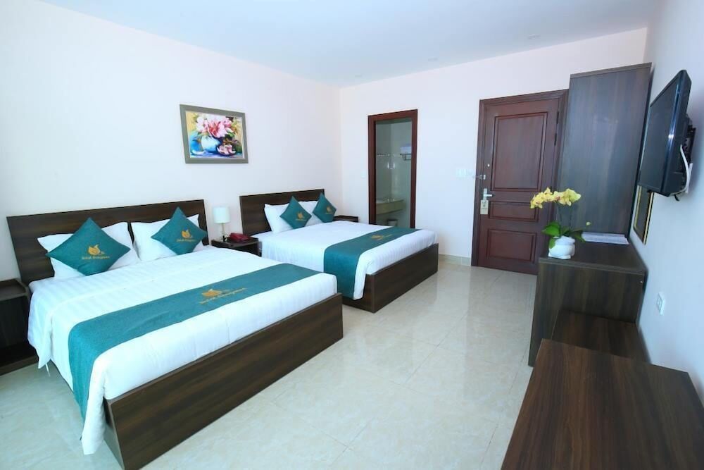 Dalat Ecogreen Hotel Deluxe Family Room 2