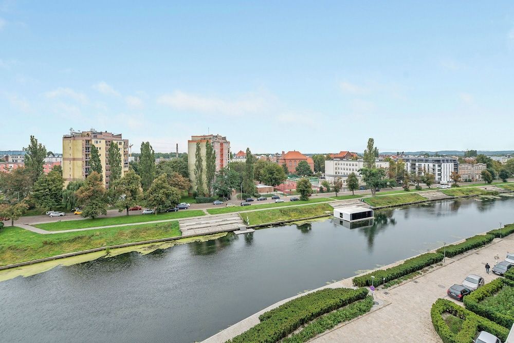 Riverside Nowa Motława SPA, Pool, Gym & Parking by Downtown Apartments Deluxe Apartment, 1 Queen Bed with Sofa bed, River View 6