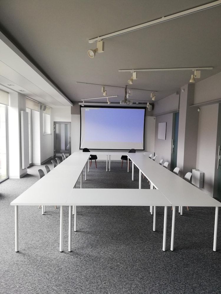 undefined B&B Sport Rooms 10