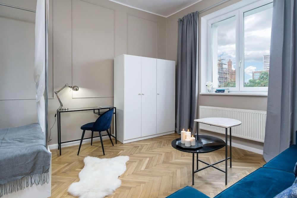 undefined Elite Apartments King Size Old Town 3