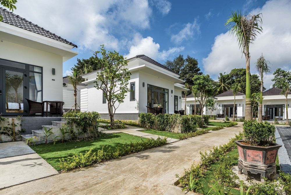 undefined Resort Xuan Hien 6