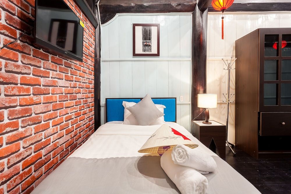 An Bang Stilt House Traditional Twin Room 4