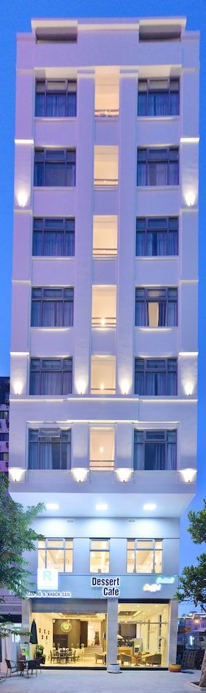 undefined Ronal Hotel 4