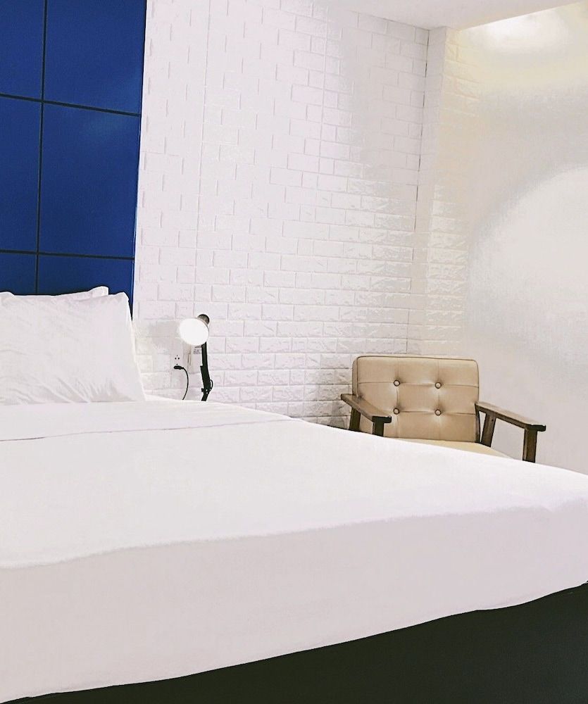 undefined Chill Box Premier Beach Hotel 10