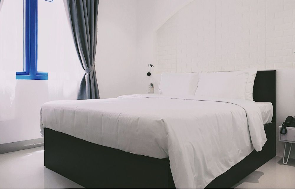 undefined Chill Box Premier Beach Hotel 2