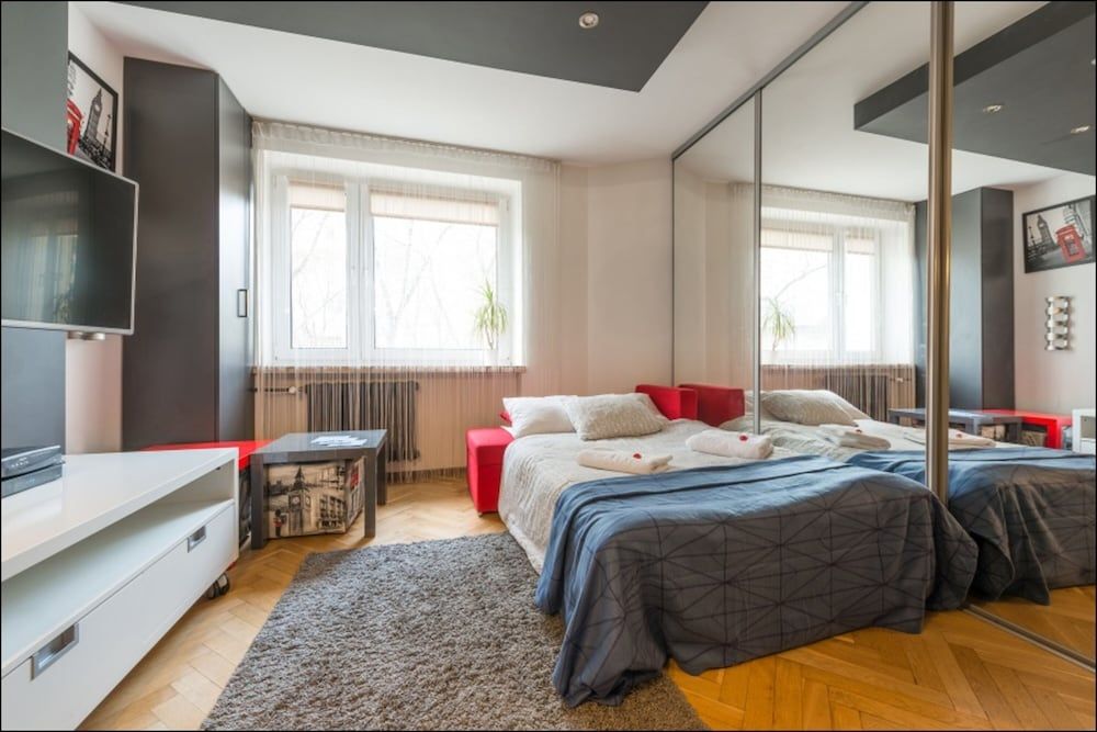 undefined P&O Apartments Emilii Plater 2 6