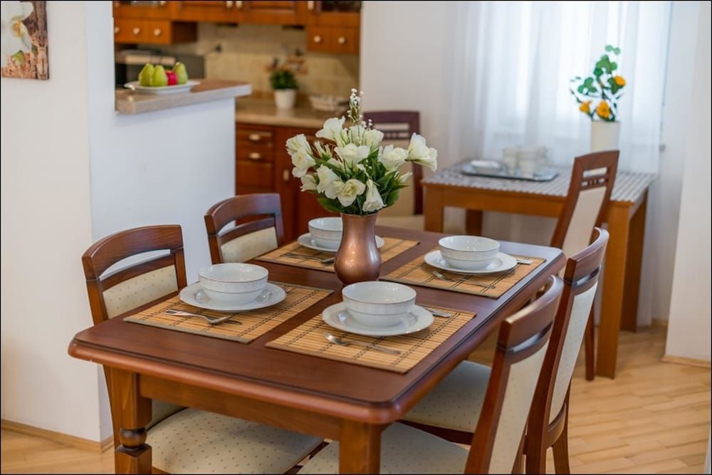 undefined P&O Apartments Grodkowska 4