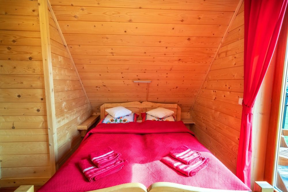 Chalet, Multiple Beds, Non Smoking, Fireplace