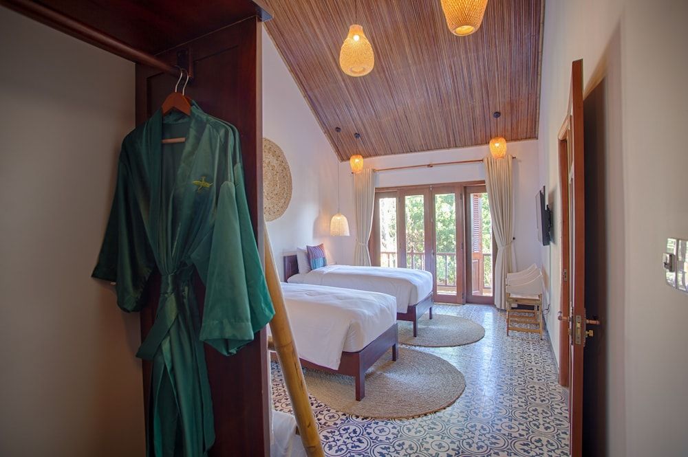 An Sen Boutique Villas Family Room, Garden View 13