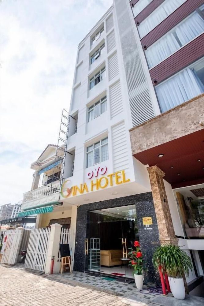 undefined OYO 117 Gina Hotel 3