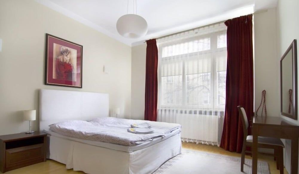 undefined P&O Apartments Niemcewicza 4