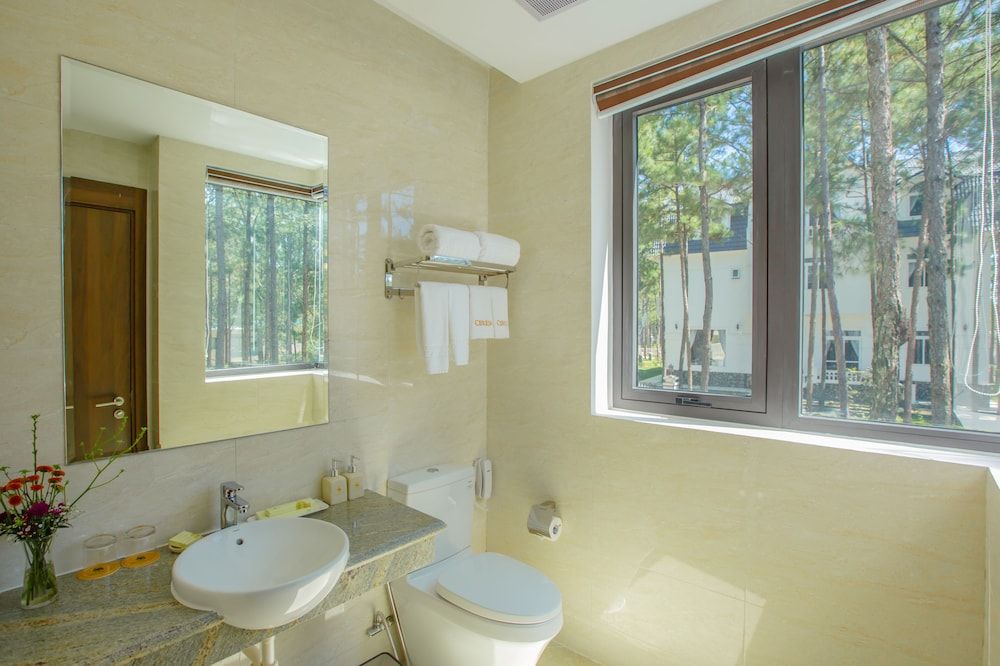 CEREJA Hotel & Resort Da Lat Deluxe Double Room, 1 Bedroom, Garden View 7
