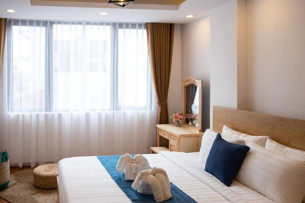 Hanoi Malo Hotel Deluxe Double or Twin Room 3