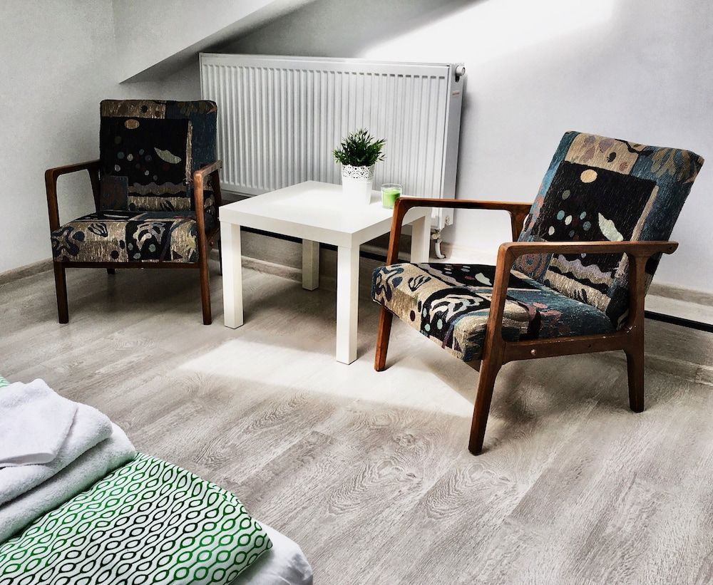 Standard Apartment, Multiple Beds, Non Smoking
