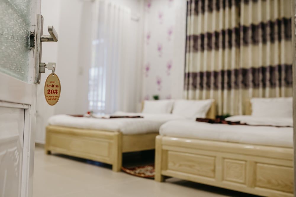 Levit'ss Quadruple Room, Shared Bathroom, City View 5