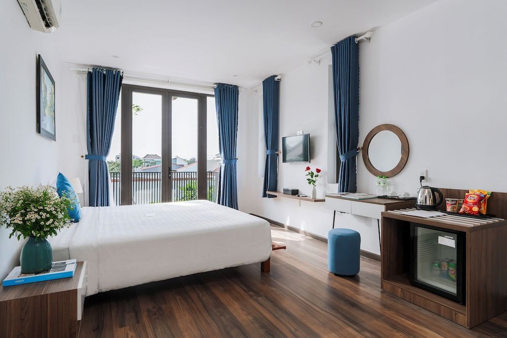 undefined Sunora Villa Hoi An 2