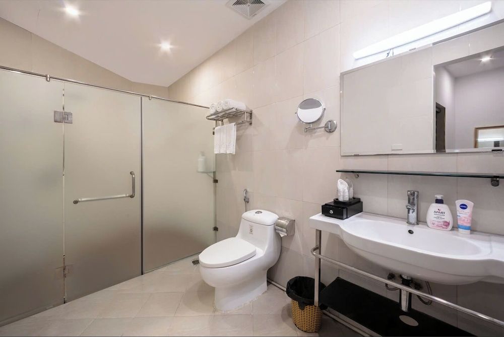 A25 Hotel - 15 Hang Than Family Room 3