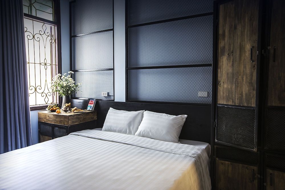 undefined The Chi Novel Hostel 3