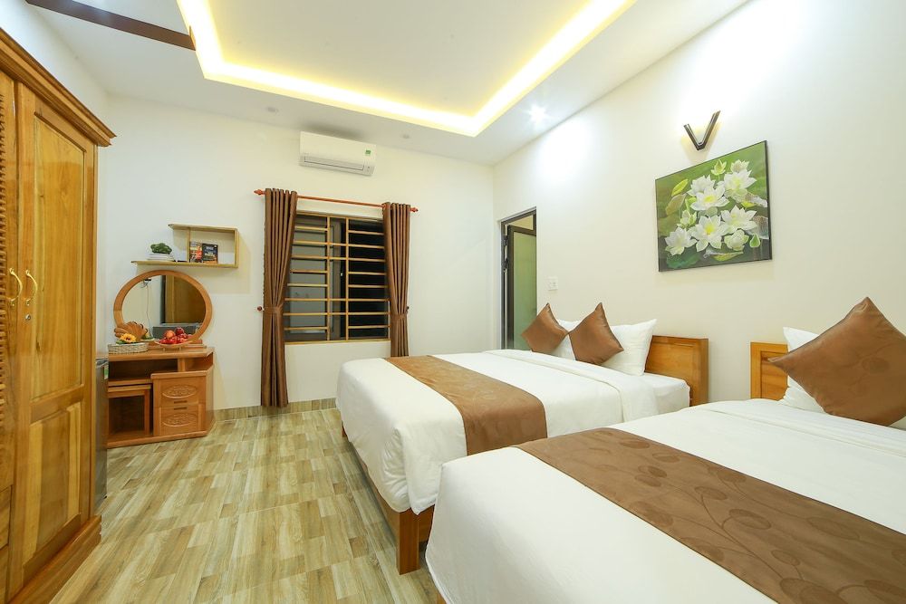 Nhu Y Homestay Superior Deluxe Room 3