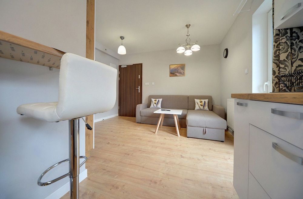 Apartment (3F/11)