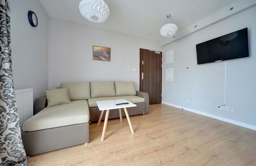 Apartment (3F/4)