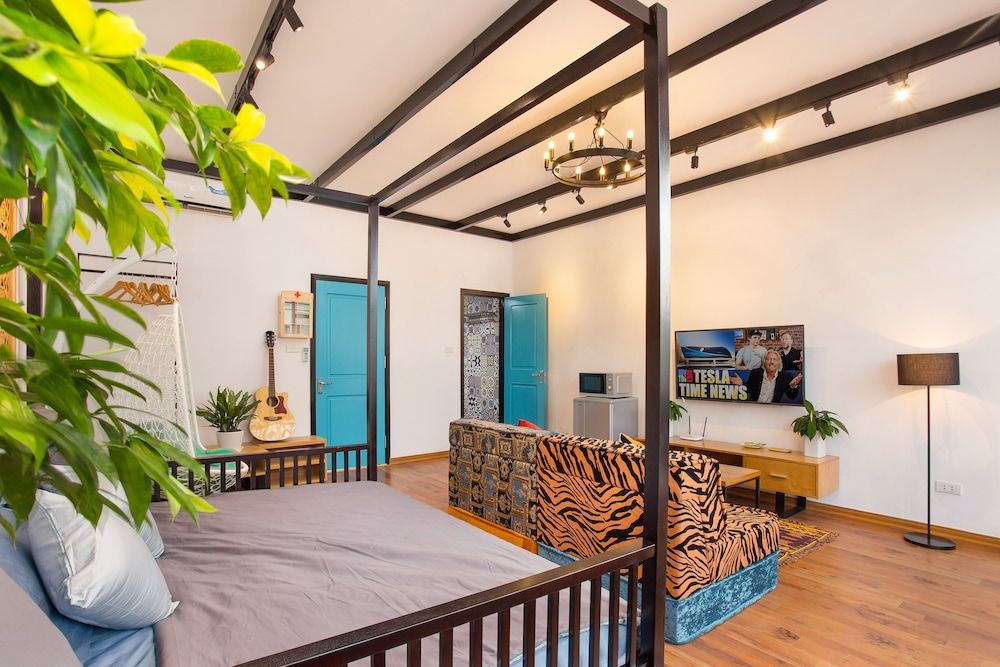 undefined Em Am Studio 9