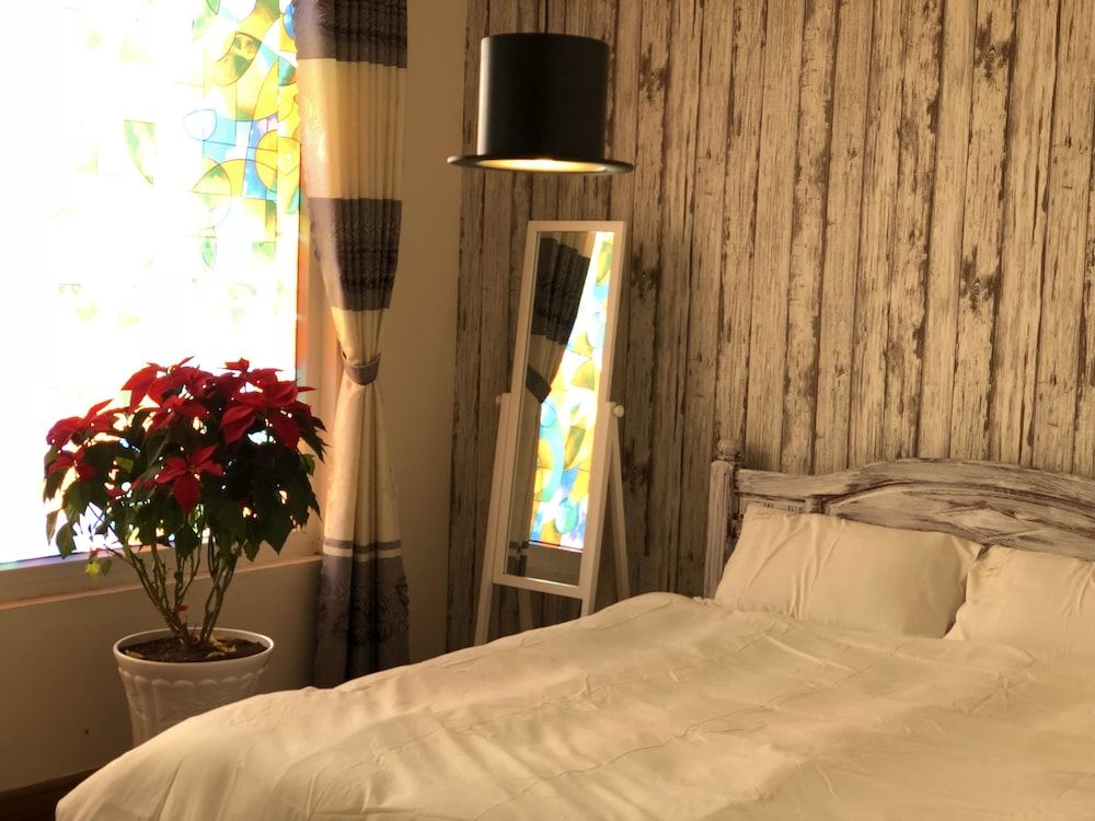 The Tribute Basic Double Room, 1 Queen Bed 3