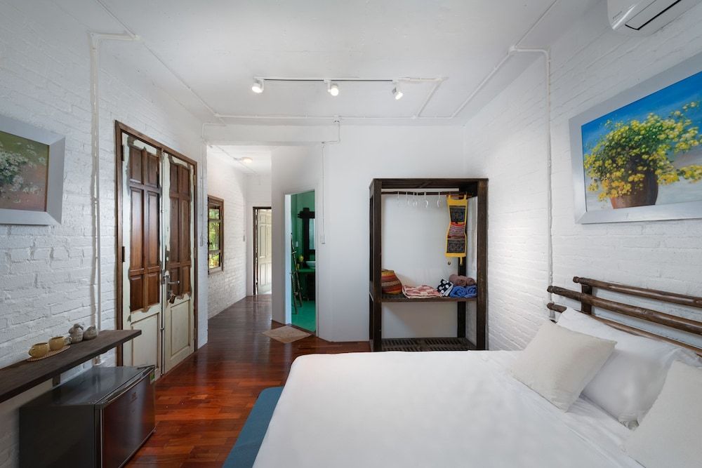 An Bang Anchor House Superior Double Room 4